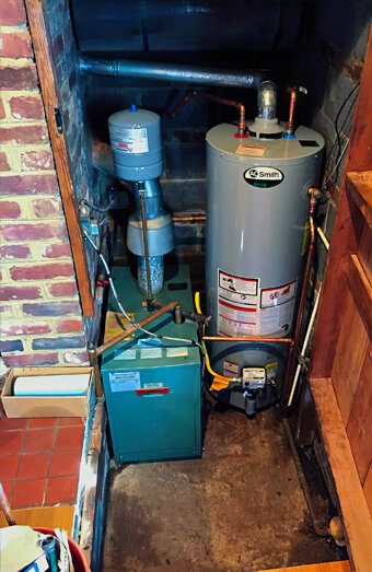 https://kinrosshotwater.com.au/uploads/2025/06/gas-hot-water-system-50310.jpg